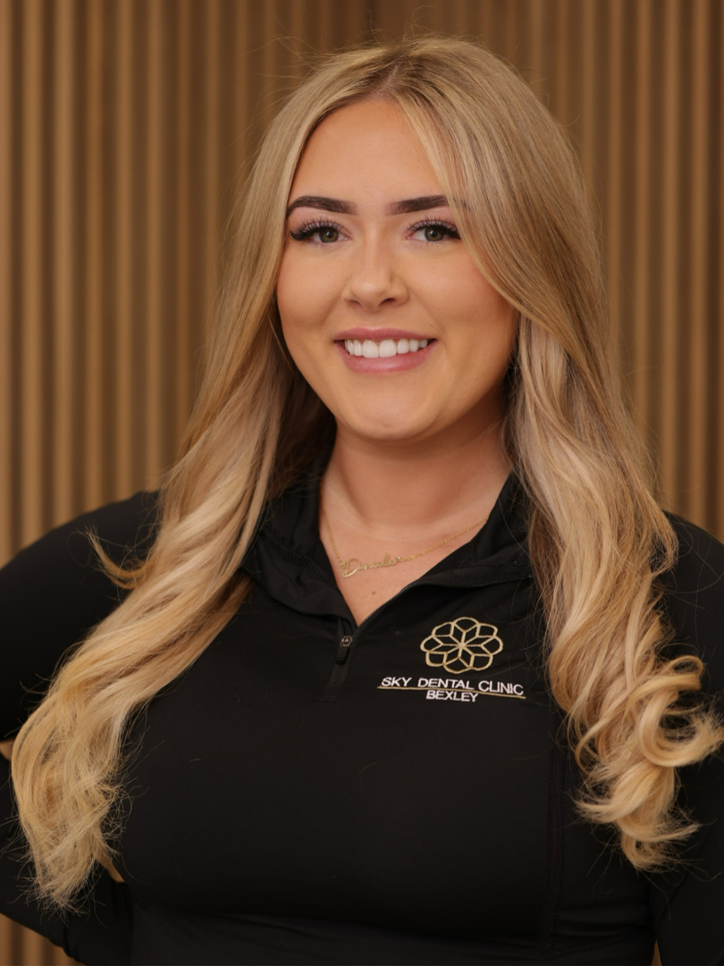 Danielle Team-Image